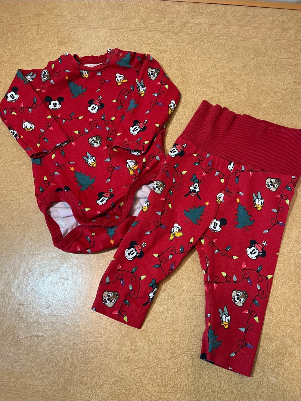 2-4M Red Mickey Mouse Holiday Baby Pajama Set